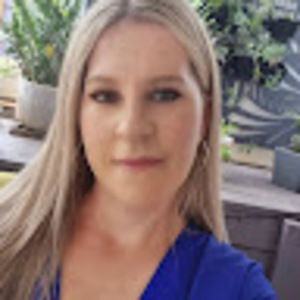 Meet your Posher, Debbie